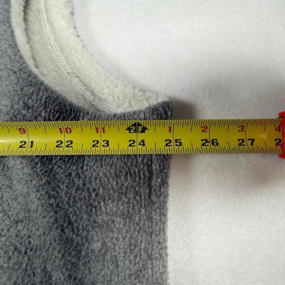 COACO New‎ York Gray Hooded Sherpa Lined Fleece Vest Womens XL Sleeveless